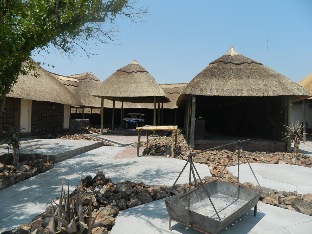 Pelican Lodge And Camping Nata Exterior photo